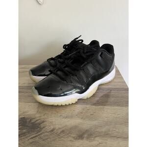 Air Jordan 11 Retro Low Barons Size 9 Av2187-001